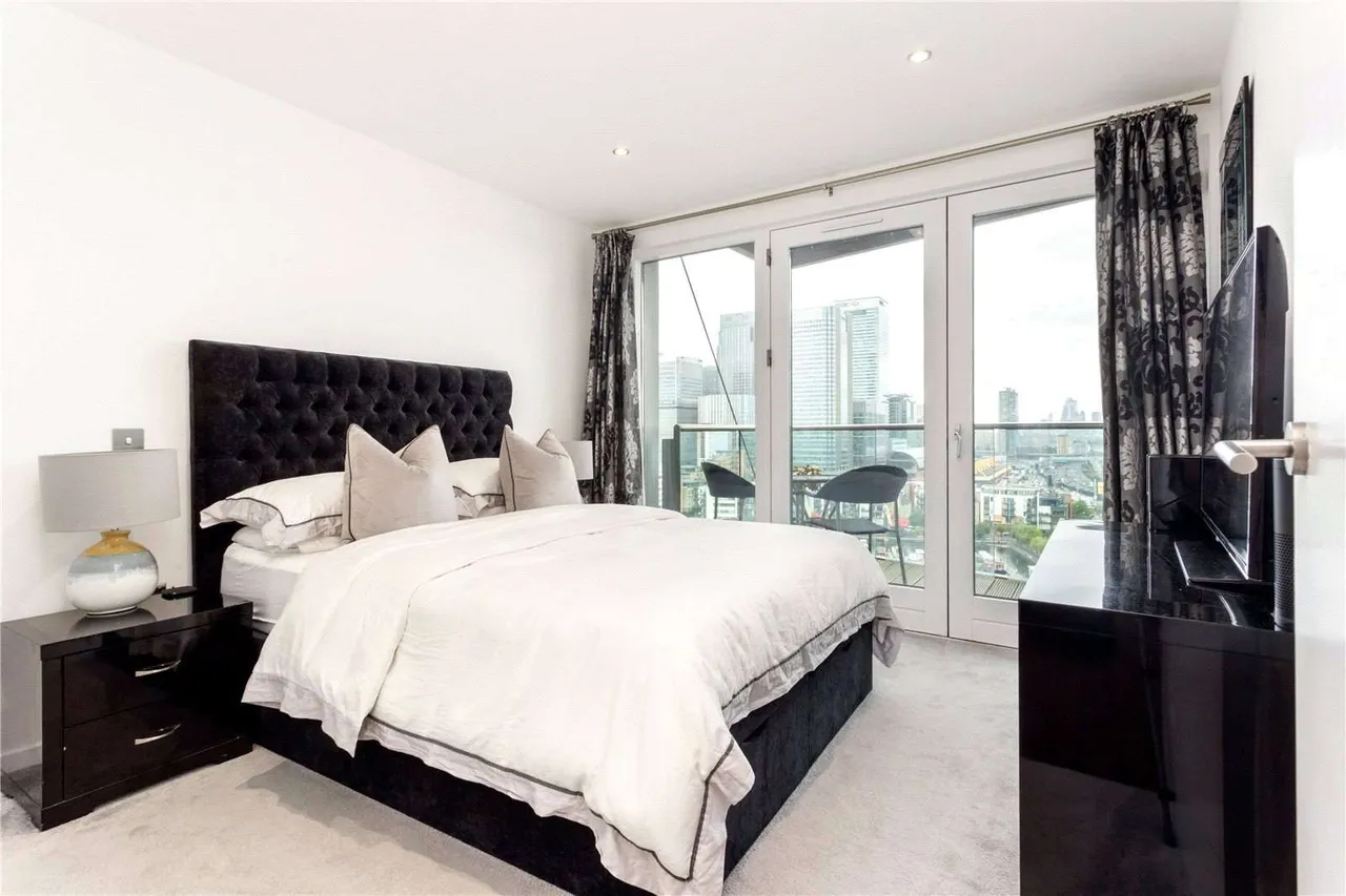 New Providence Wharf, 1 Fairmont Avenue, Canary Wharf, London, E14 9PJ, photo 4