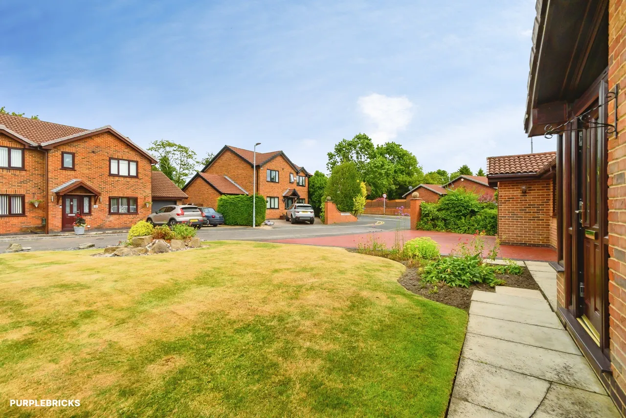 Firecrest Close, Manchester, M28, photo 5