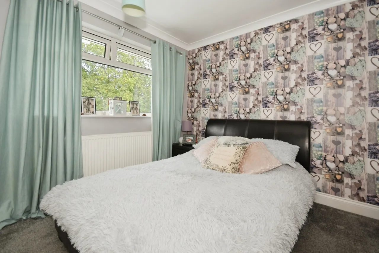 Ruthyn Avenue, CHESTERFIELD, Derbyshire, S43, photo 8