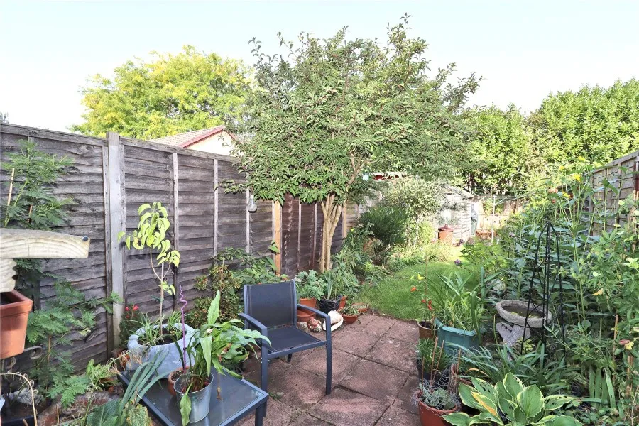 Hedgerley Court, Woking, GU21, photo 8