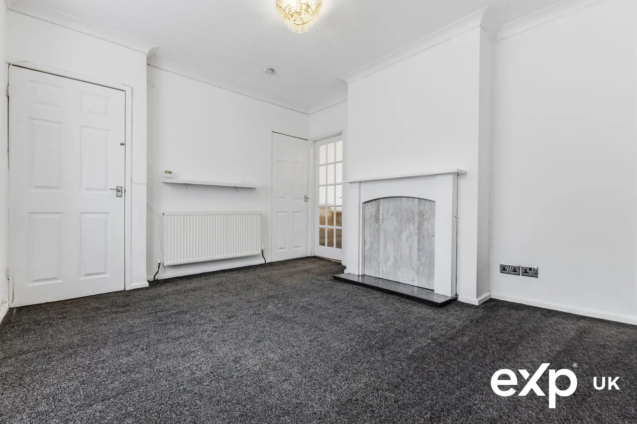 Basford Road, Nottingham, NG6, photo 5