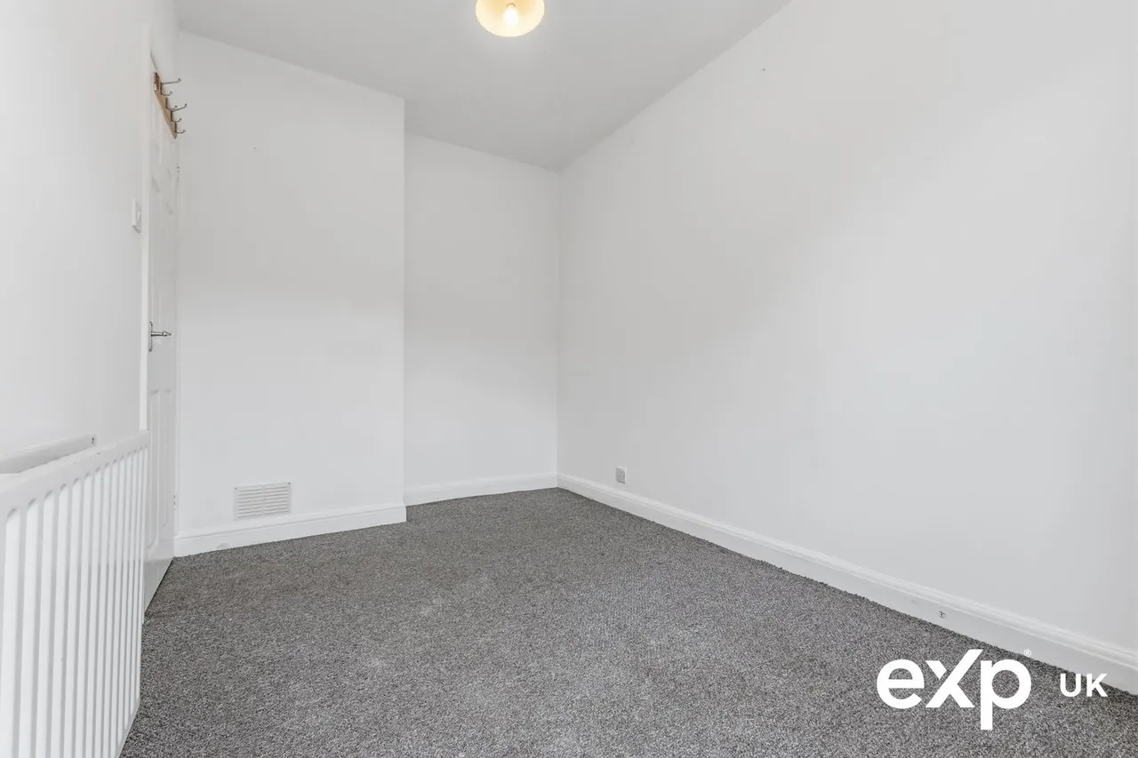 Basford Road, Nottingham, NG6, photo 14