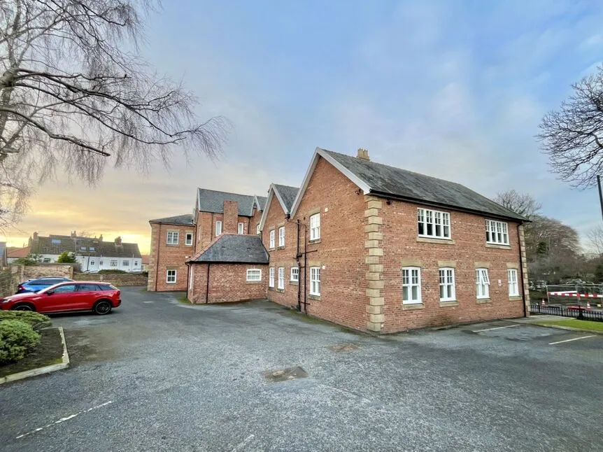 2 bed flat for sale — Whitby Lane, Guisborough, North Yorkshire, TS14