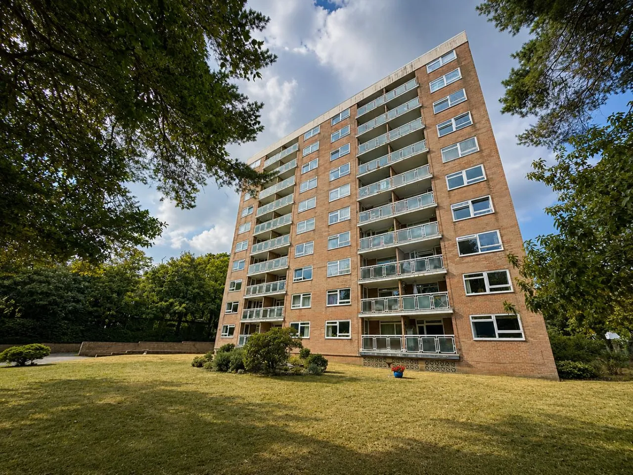 Hamble Court, BH1, photo 16