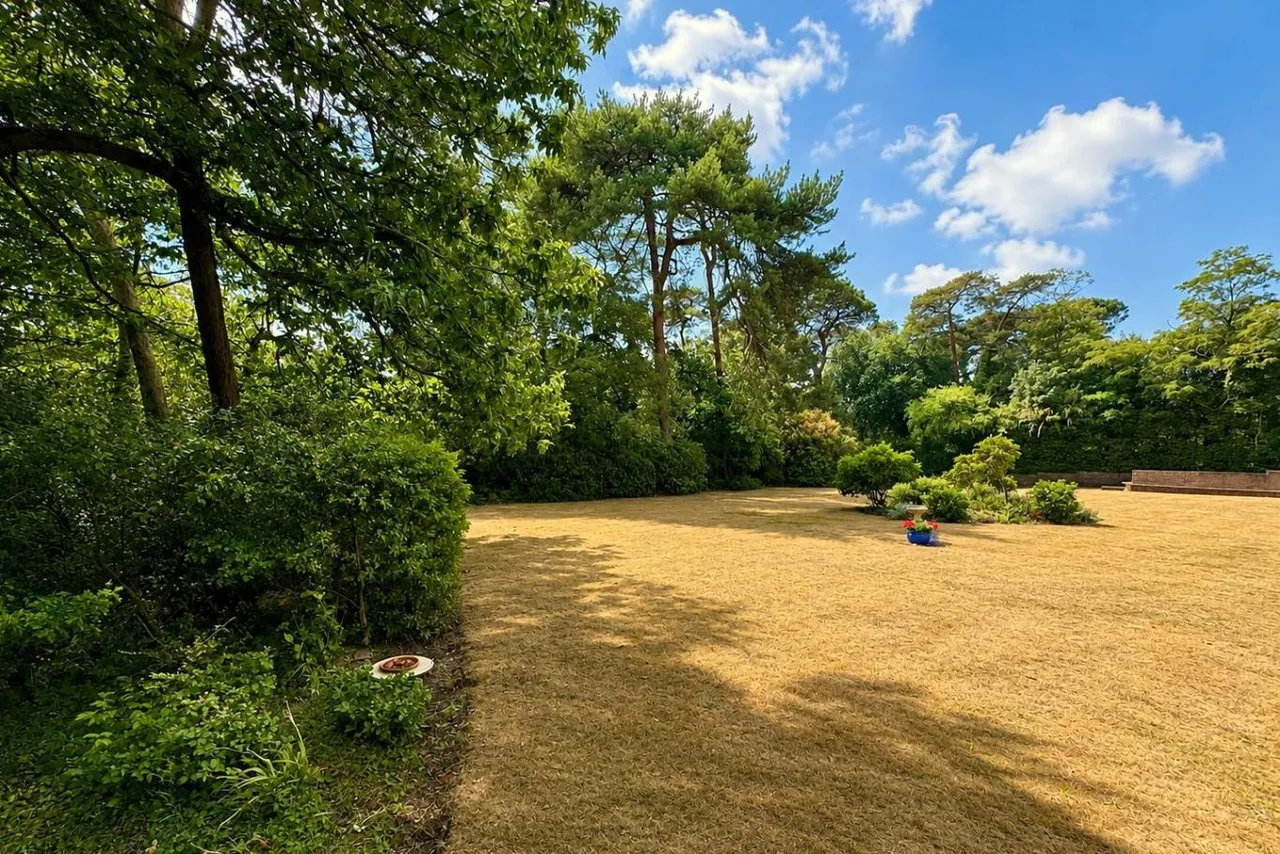 Hamble Court, BH1, photo 18