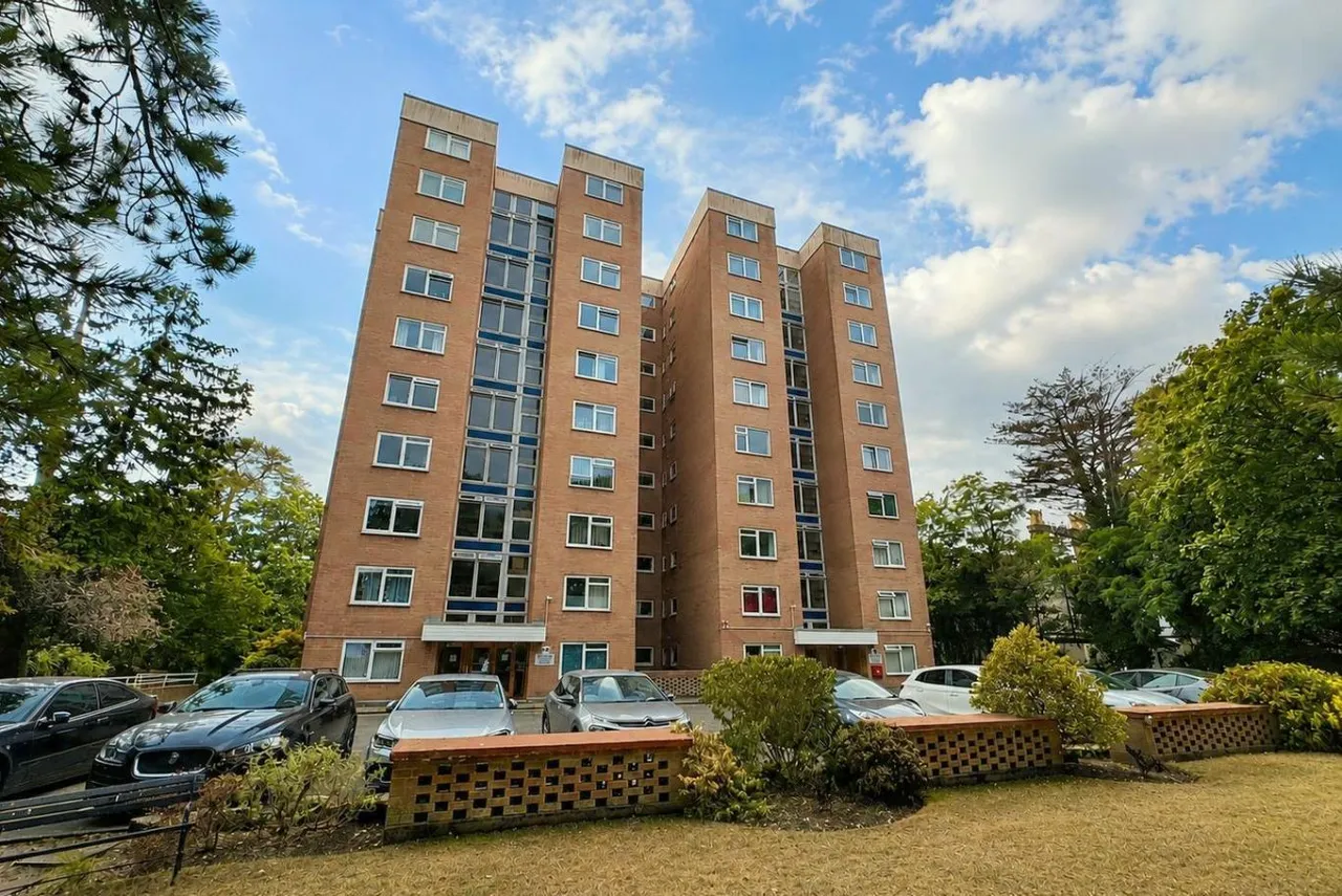 Hamble Court, BH1, photo 17