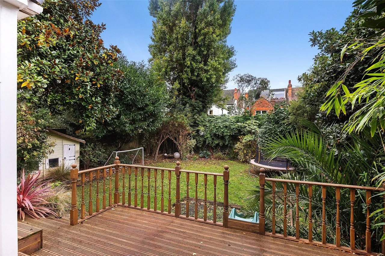 Menelik Road, London, photo 25