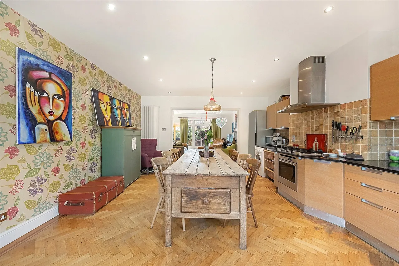 Menelik Road, London, photo 6