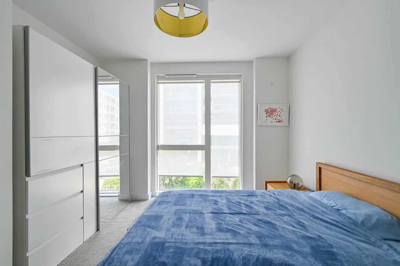 Flat 201, Wimhurst Court, London, photo 8