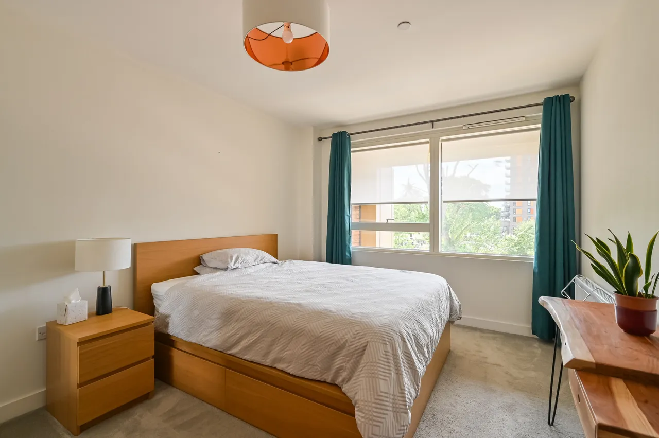 Flat 201, Wimhurst Court, London, photo 12