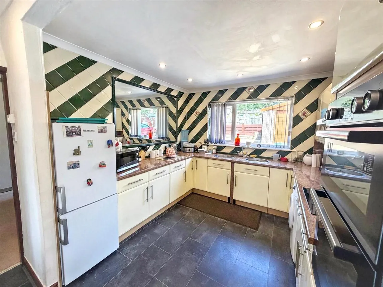 Middleway, Silsden, BD20 0HX, photo 5