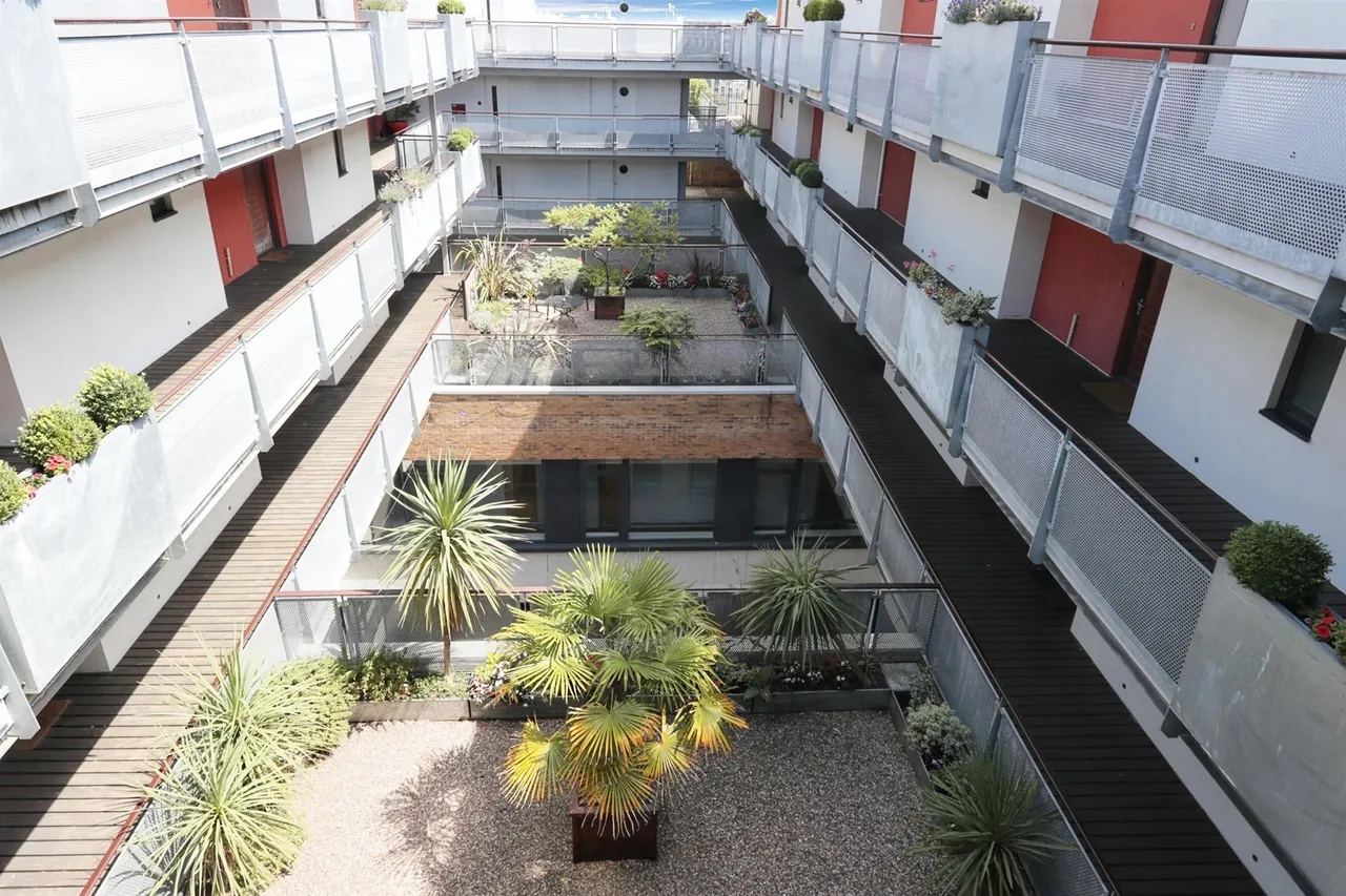 Greyfriars Road, Cardiff, CF10, photo 16