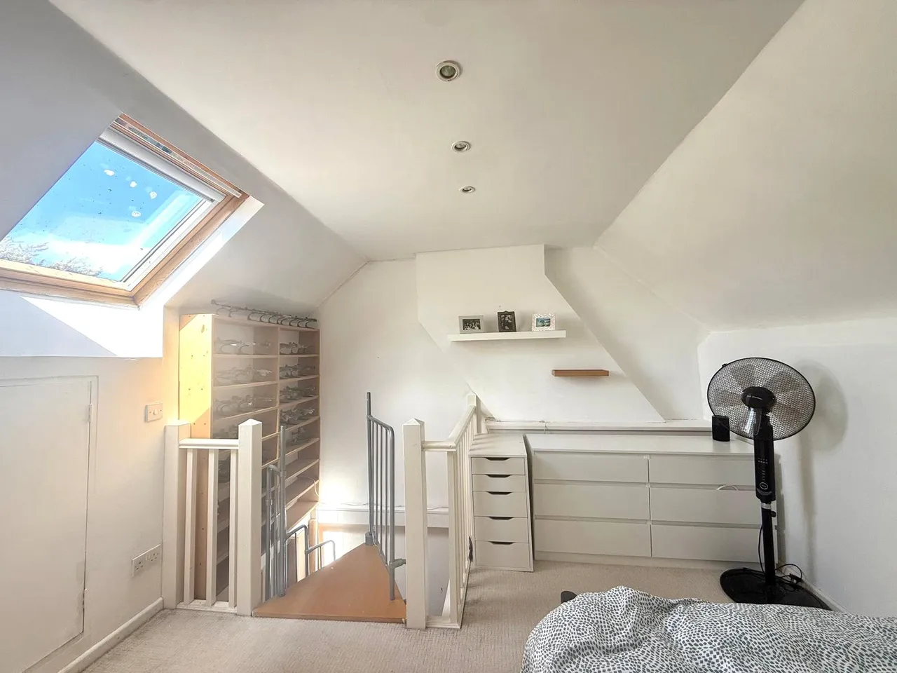 Maybury Close, Frimley, Camberley, Surrey, GU16 7HH, photo 15