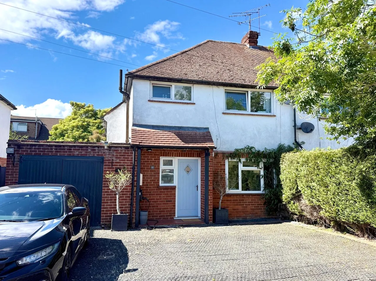 3 bed house for sale — Maybury Close, Frimley, Camberley, Surrey, GU16 7HH
