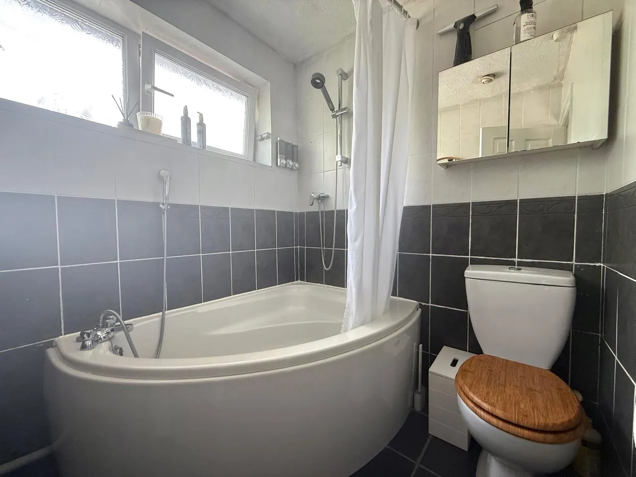 Maybury Close, Frimley, Camberley, Surrey, GU16 7HH, photo 16