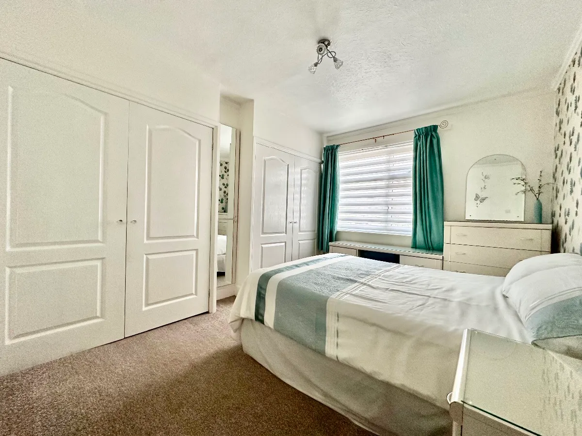 Crowlands Avenue, Romford, photo 6