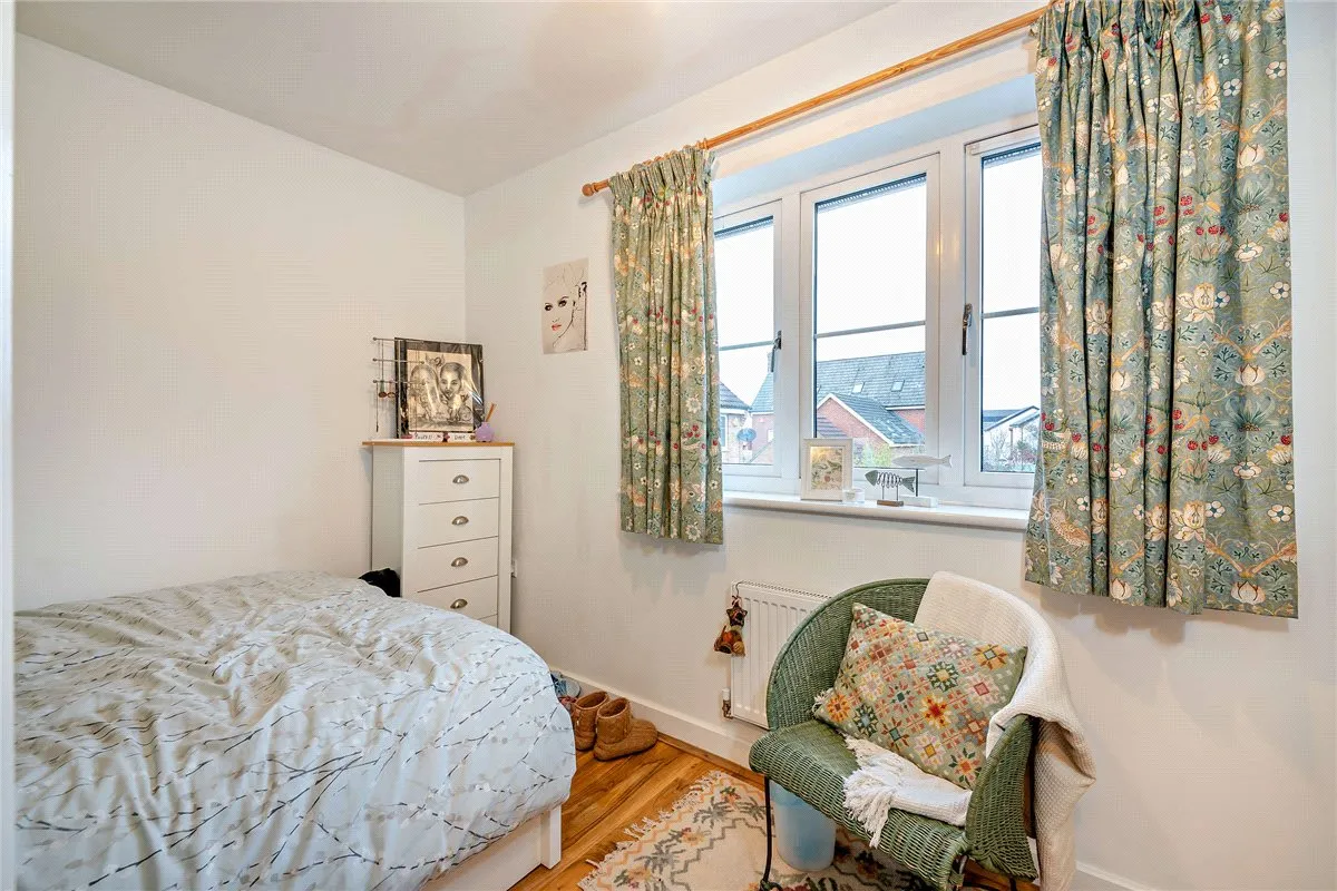 Greenacre Place, Newbury, RG14, photo 10