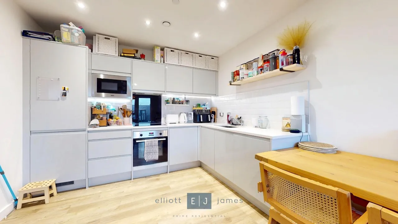 Academy Way, Loughton, IG10, photo 4