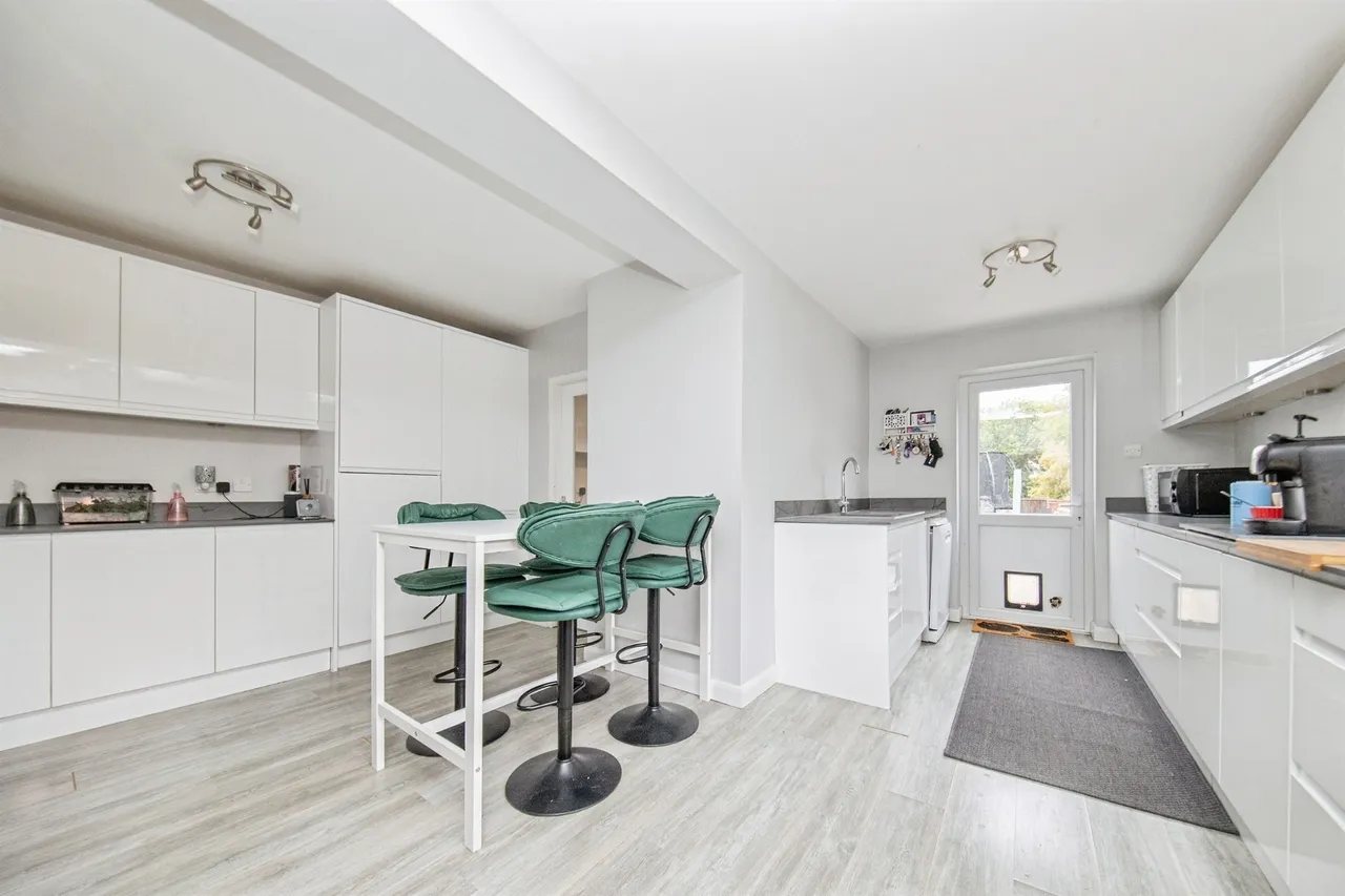 Ipswich Road, Colchester, CO4, photo 6