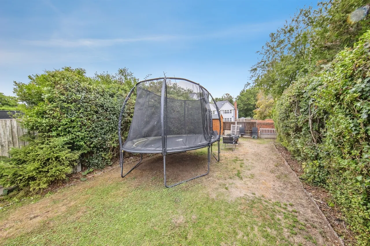 Ipswich Road, Colchester, CO4, photo 18