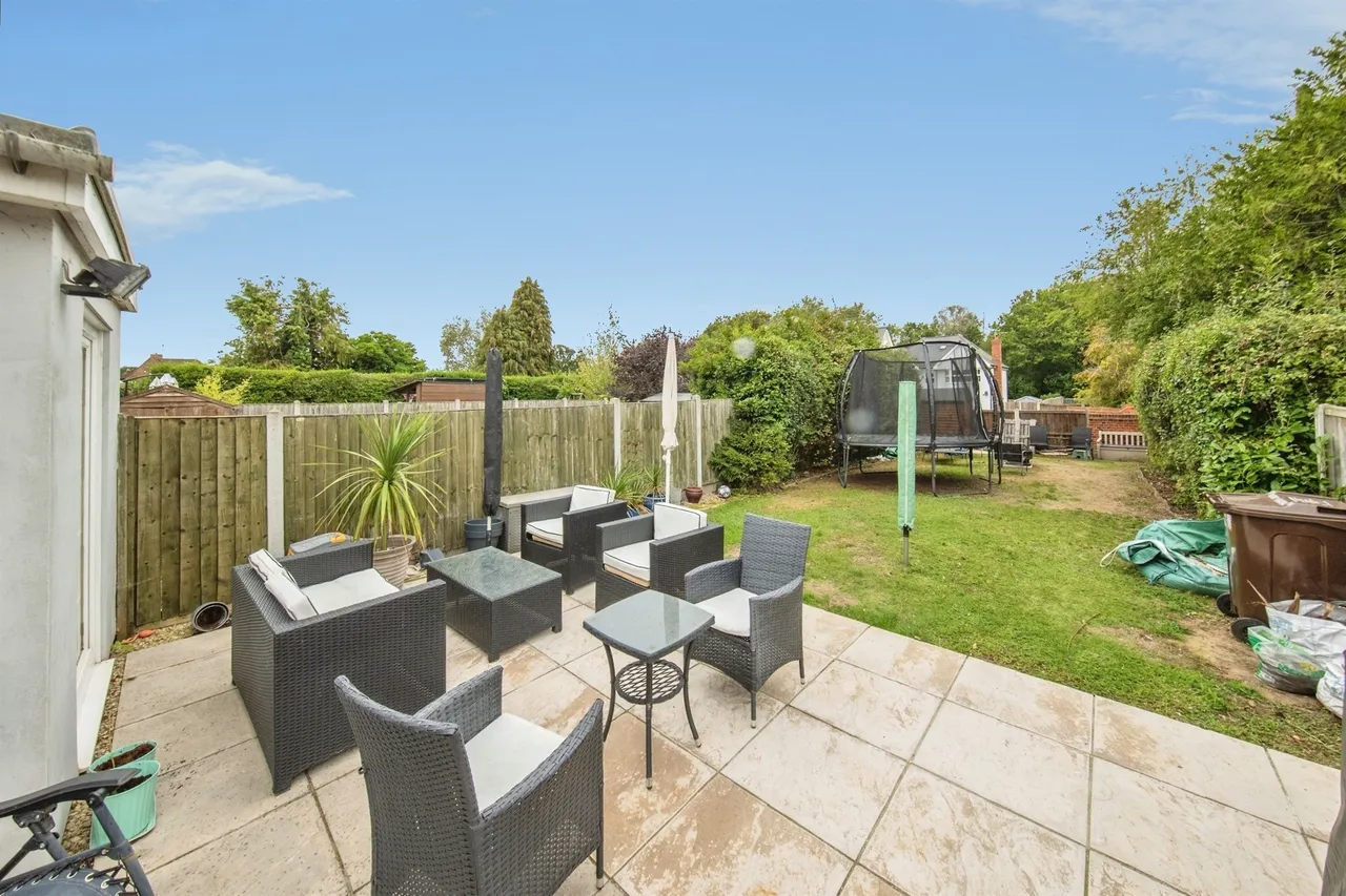 Ipswich Road, Colchester, CO4, photo 2