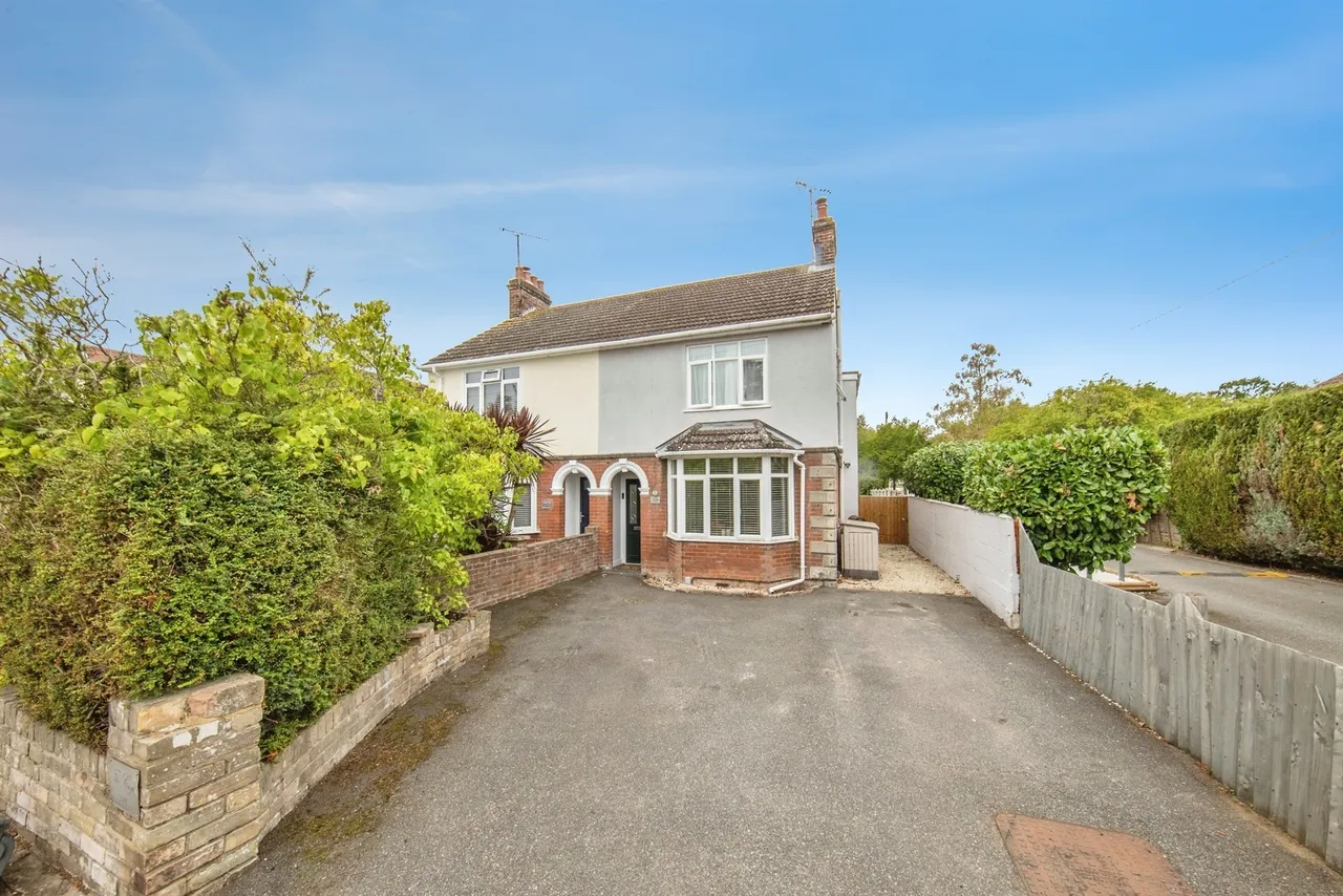 Ipswich Road, Colchester, CO4, photo 20