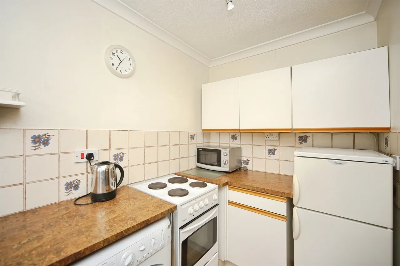 Lansdale Avenue, Solihull, B92, photo 8