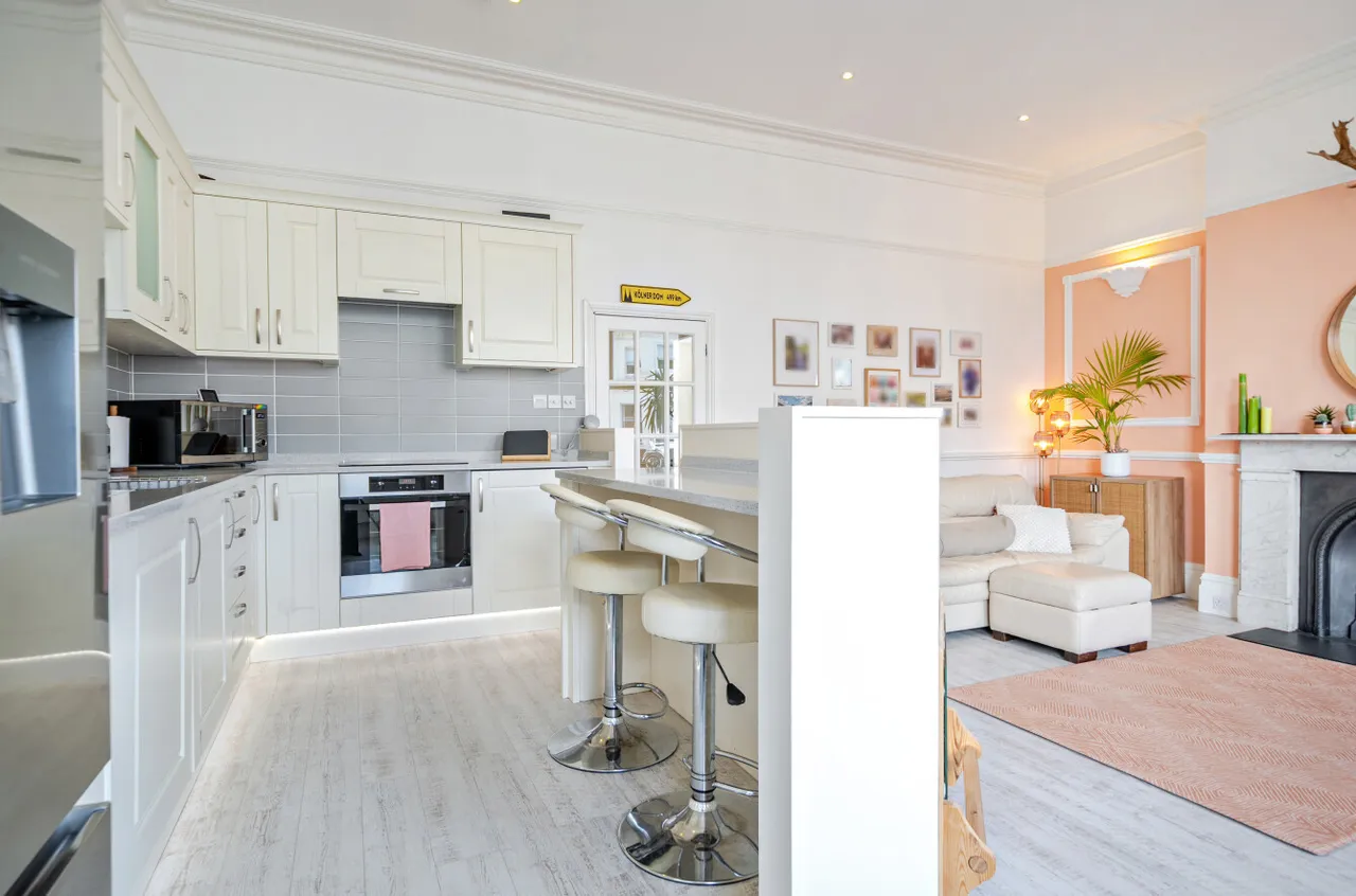 Palmeira Avenue, Hove, BN3, photo 4