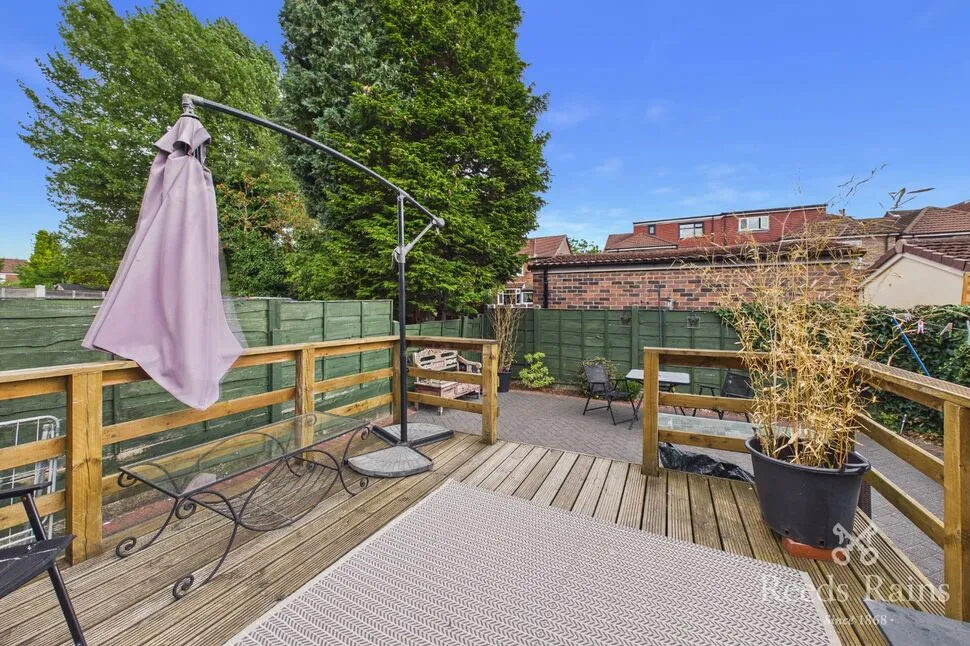 Homestead Crescent, Manchester, Greater Manchester, M19, photo 6