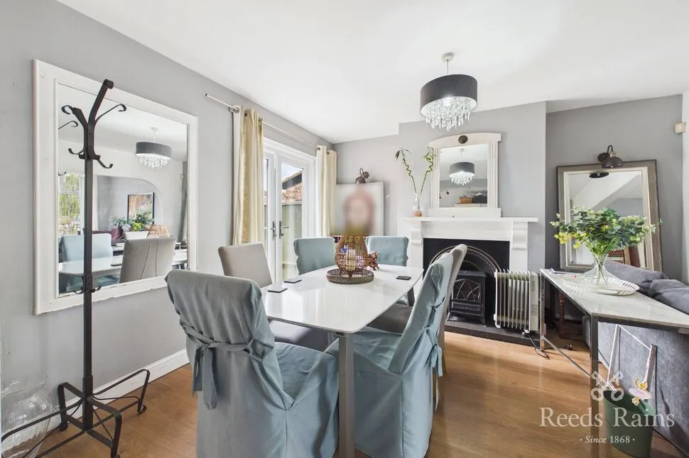 Homestead Crescent, Manchester, Greater Manchester, M19, photo 3