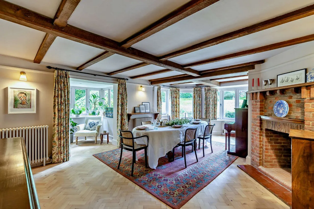 Jumps Road, Churt, Farnham, GU10 2LD, photo 4