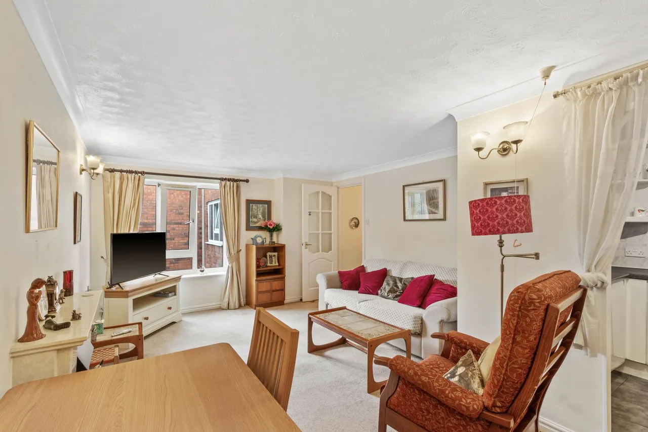 Flat 92, Undercliffe House Dingleway, Appleton, Warrington, WA4 3AP, photo 4