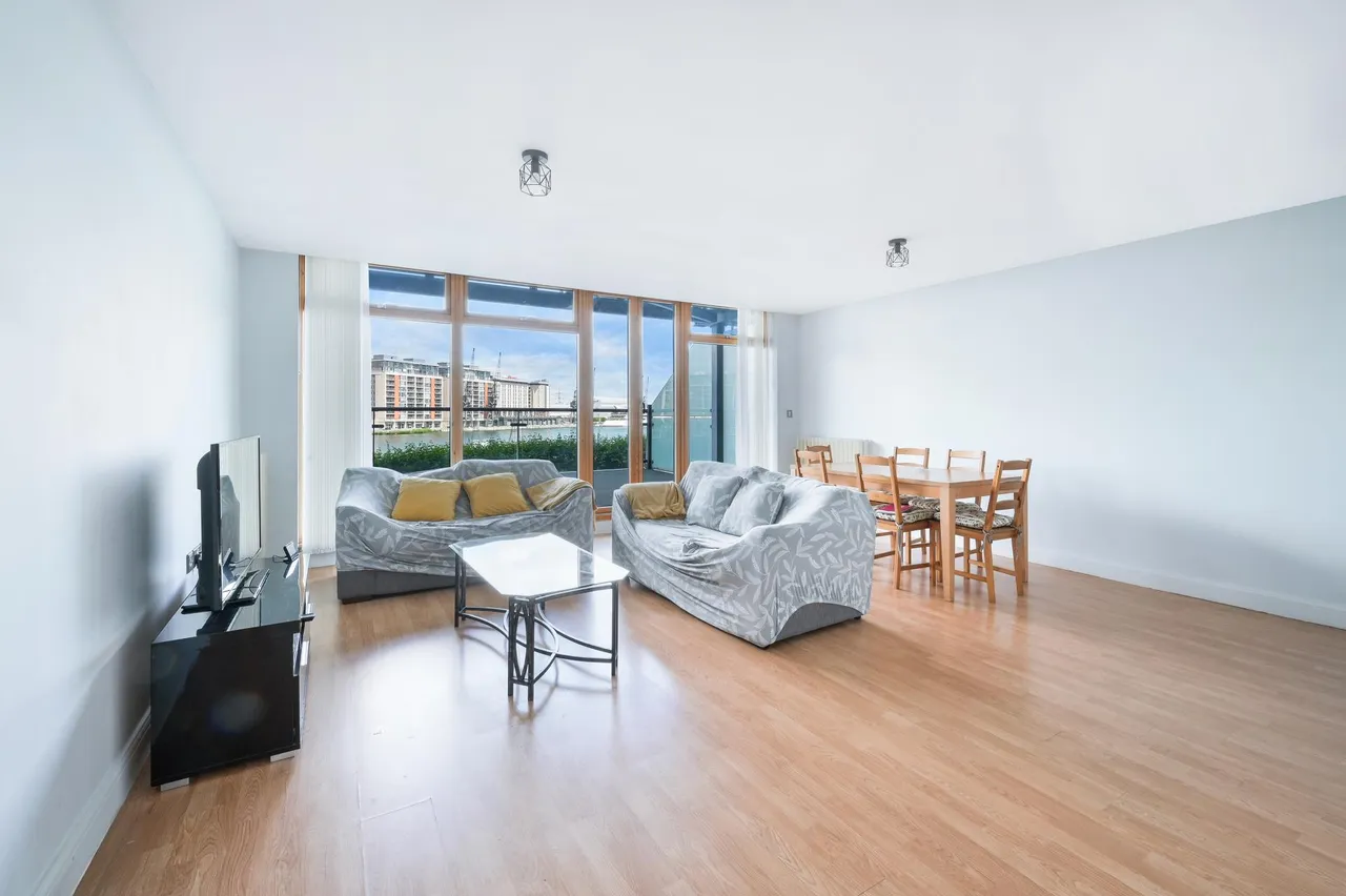Western Beach Apartments, London, E16, photo 4