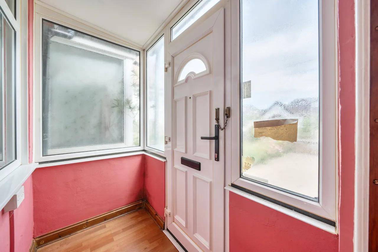 Willow Gardens, Ruislip, HA4, photo 17