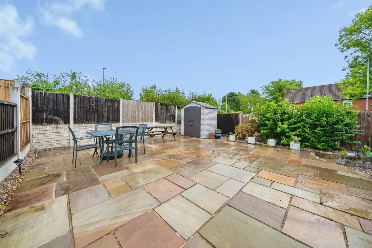 Rowland Close, Fearnhead, Warrington, Cheshire, WA2, photo 5