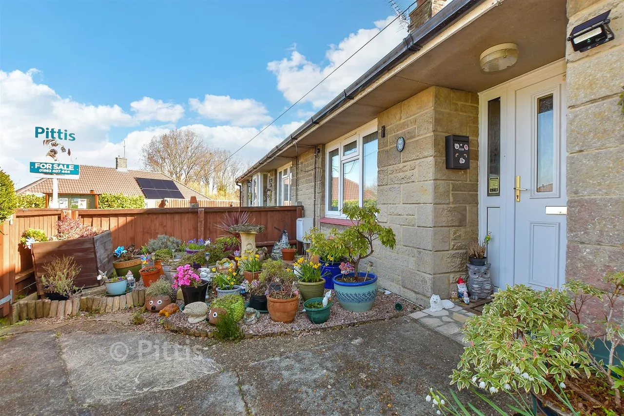 Lower Furlongs, Brading, PO36, photo 11