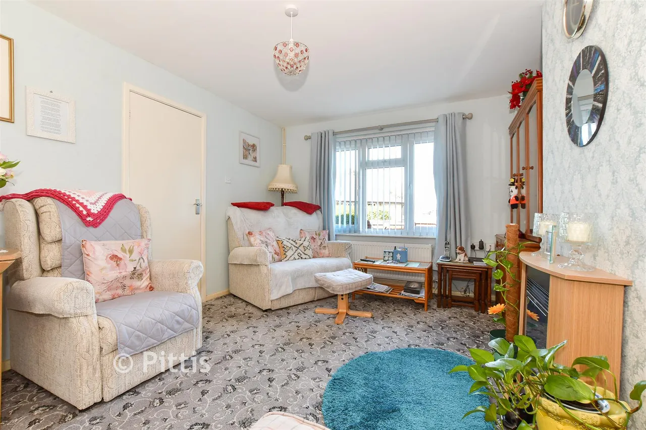 Lower Furlongs, Brading, PO36, photo 3