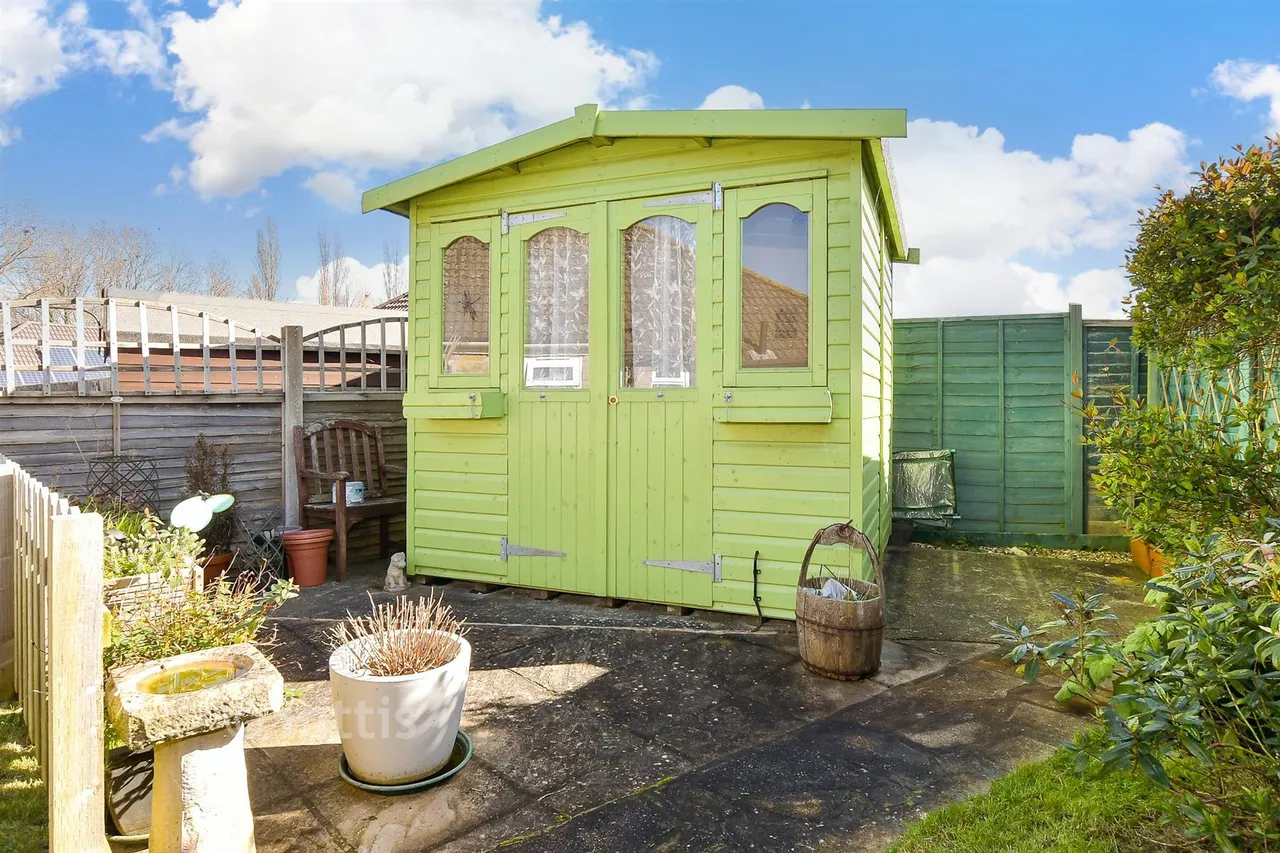 Lower Furlongs, Brading, PO36, photo 10