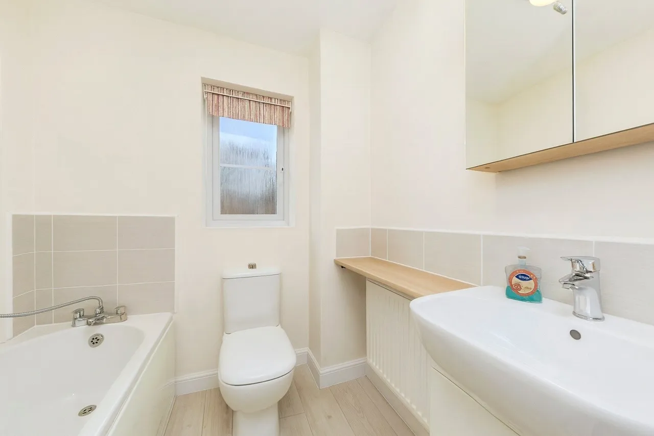 Sweet Water Court, Lostock Gralam, Northwich, Cheshire, CW9, photo 19