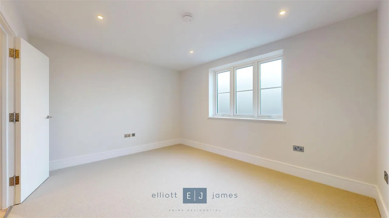Freya Lodge, Loughton, photo 7