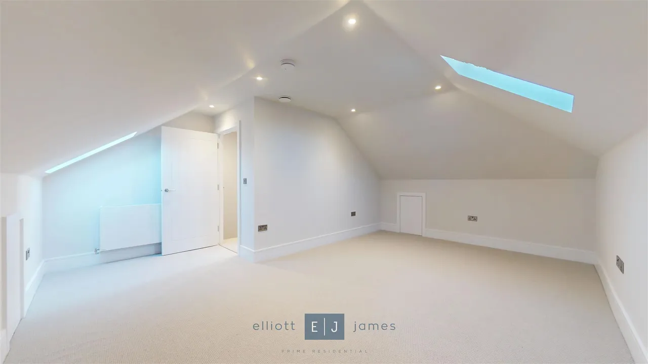 Freya Lodge, Loughton, photo 10