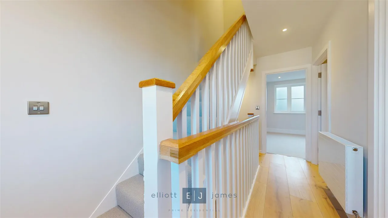 Freya Lodge, Loughton, photo 8