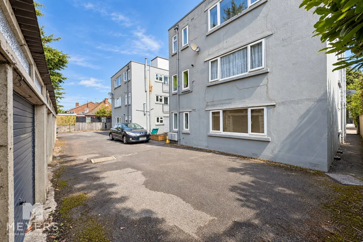 Castle Lane East, Bournemouth, BH7, photo 19