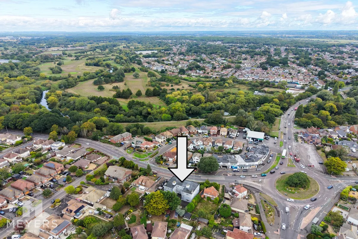 Castle Lane East, Bournemouth, BH7, photo 7