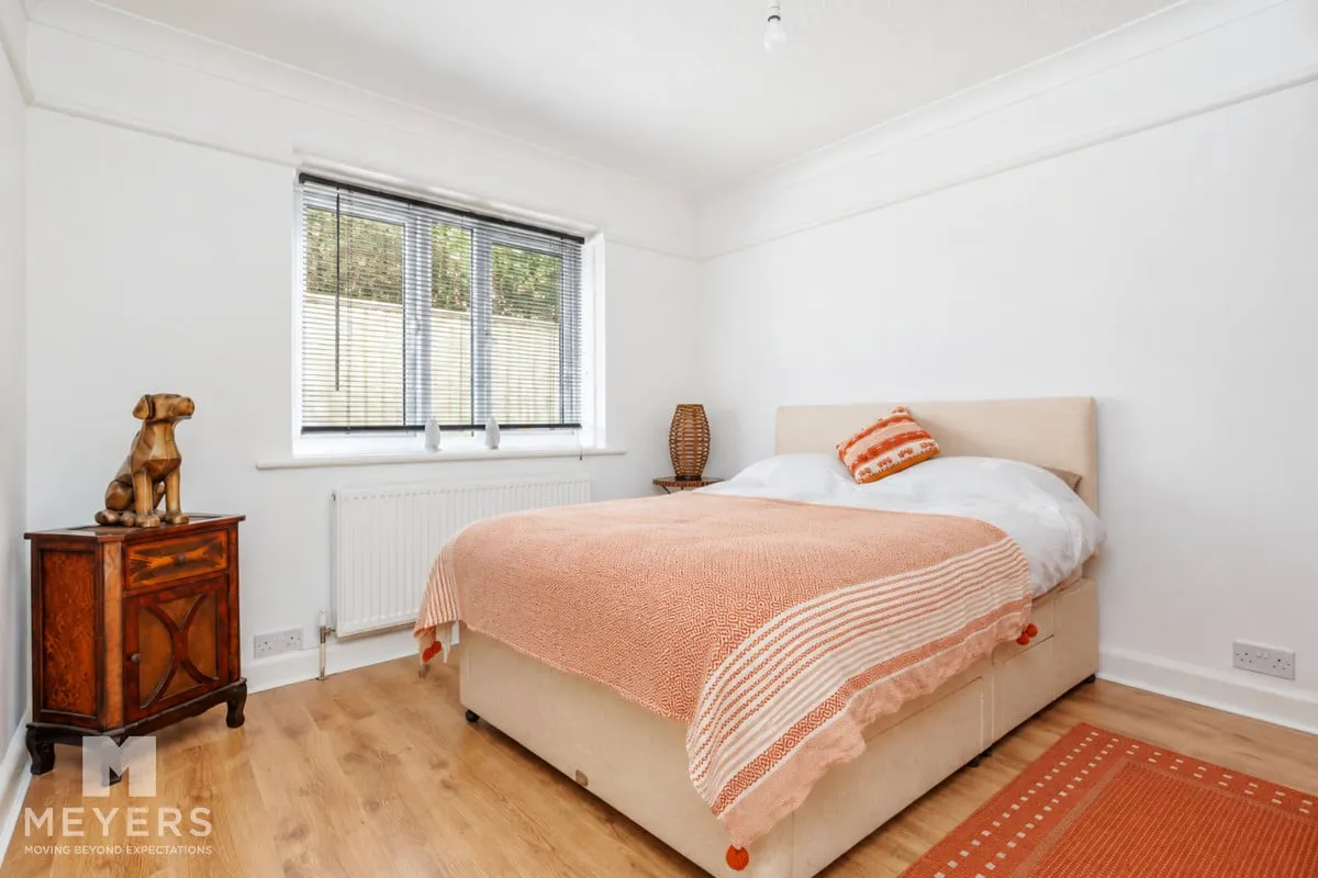 Castle Lane East, Bournemouth, BH7, photo 4