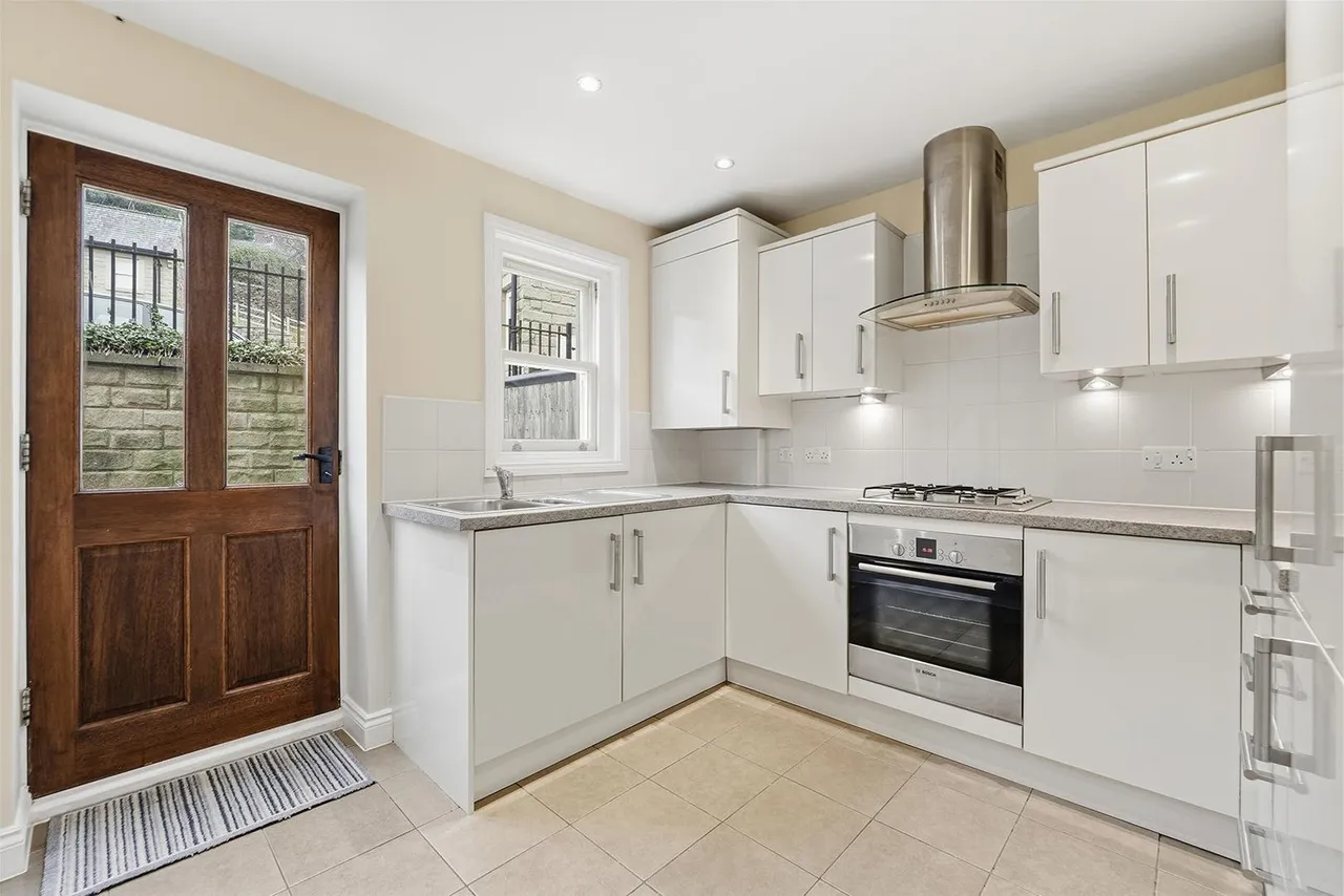 Dean Way, Bollington, photo 2