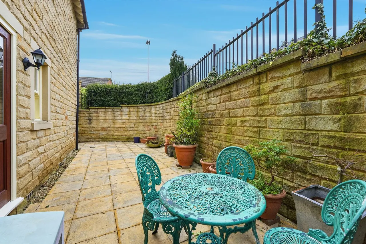 Dean Way, Bollington, photo 7