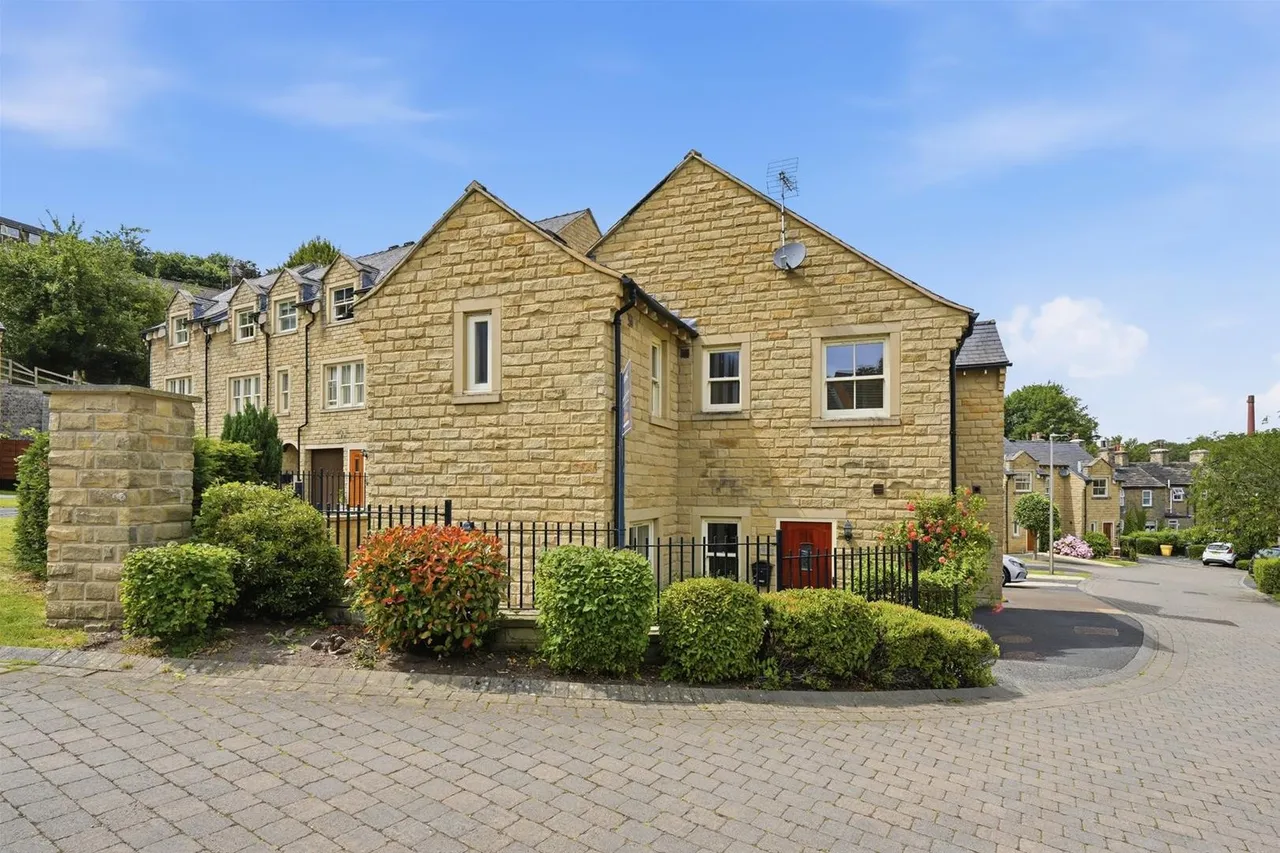 Dean Way, Bollington, photo 20