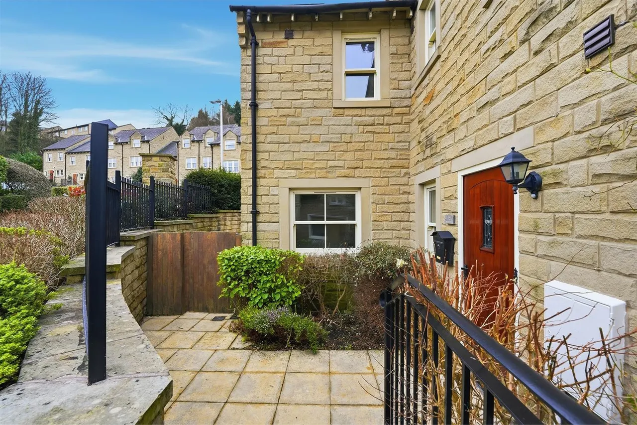 Dean Way, Bollington, photo 6