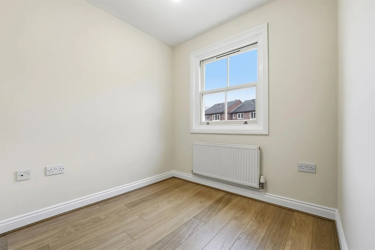 Dean Way, Bollington, photo 18